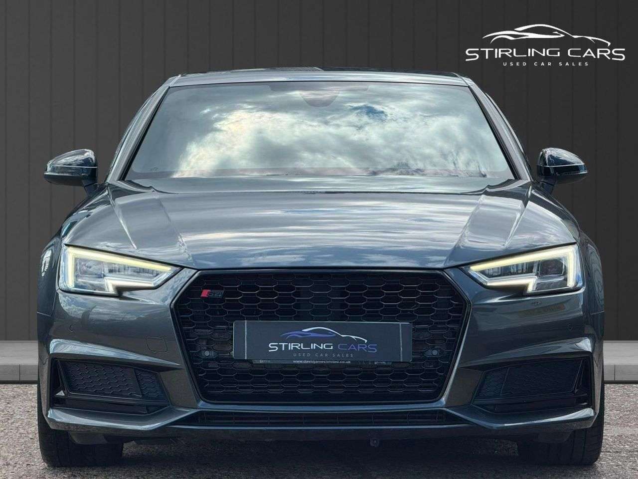 2017 AUDI S4 2017 AUDI S4