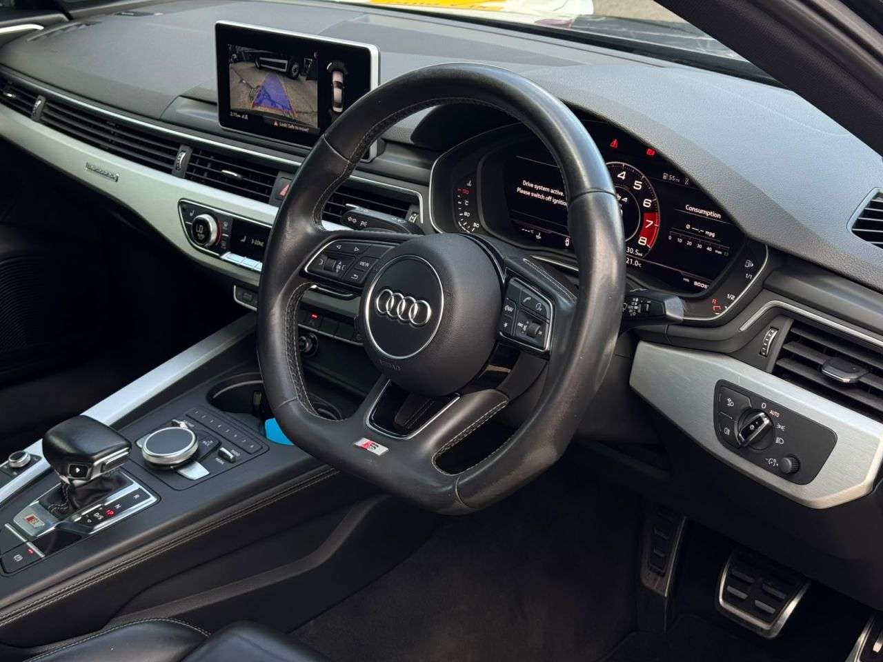 A 2017 AUDI S4 3.0 TFSI V6 Saloon 4dr Petrol Tiptronic quattro Euro 6 (s/s) (354 ps) FINAN A 2017 AUDI S4 3.0 TFSI V6 Saloon 4dr Petrol Tiptronic quattro Euro 6 (s/s) (354 ps) FINAN