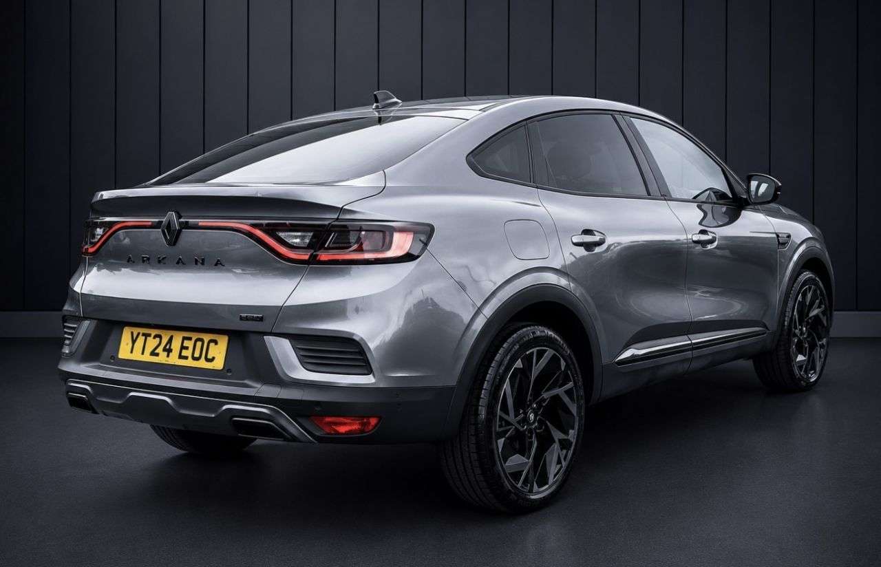 A 2024 RENAULT ARKANA 1.6 E-TECH esprit Alpine SUV 5dr Petrol Hybrid Auto Euro 6 (s/s) (145 ps) F A 2024 RENAULT ARKANA 1.6 E-TECH esprit Alpine SUV 5dr Petrol Hybrid Auto Euro 6 (s/s) (145 ps) F