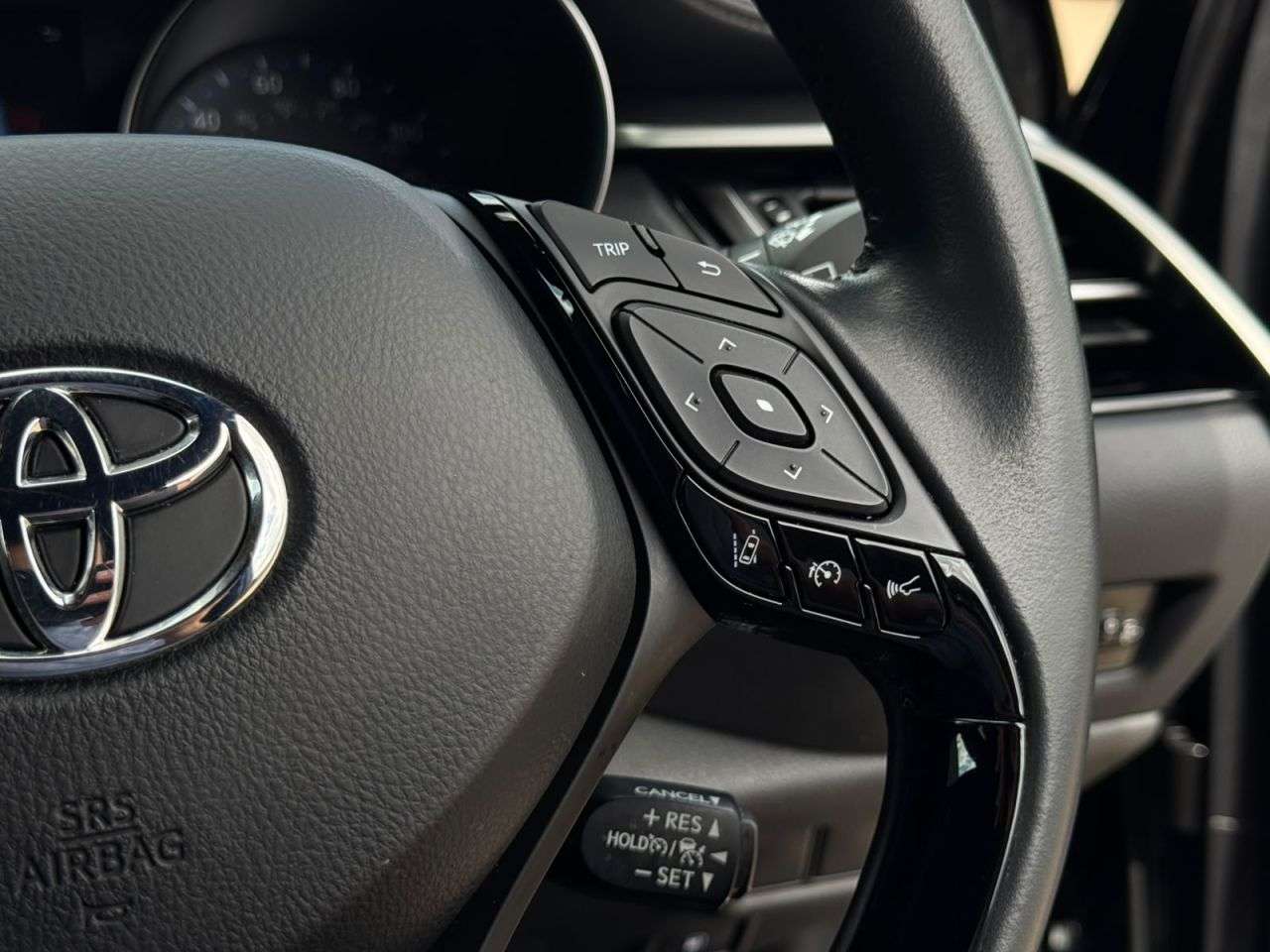 2023 TOYOTA C-HR 2023 TOYOTA C-HR