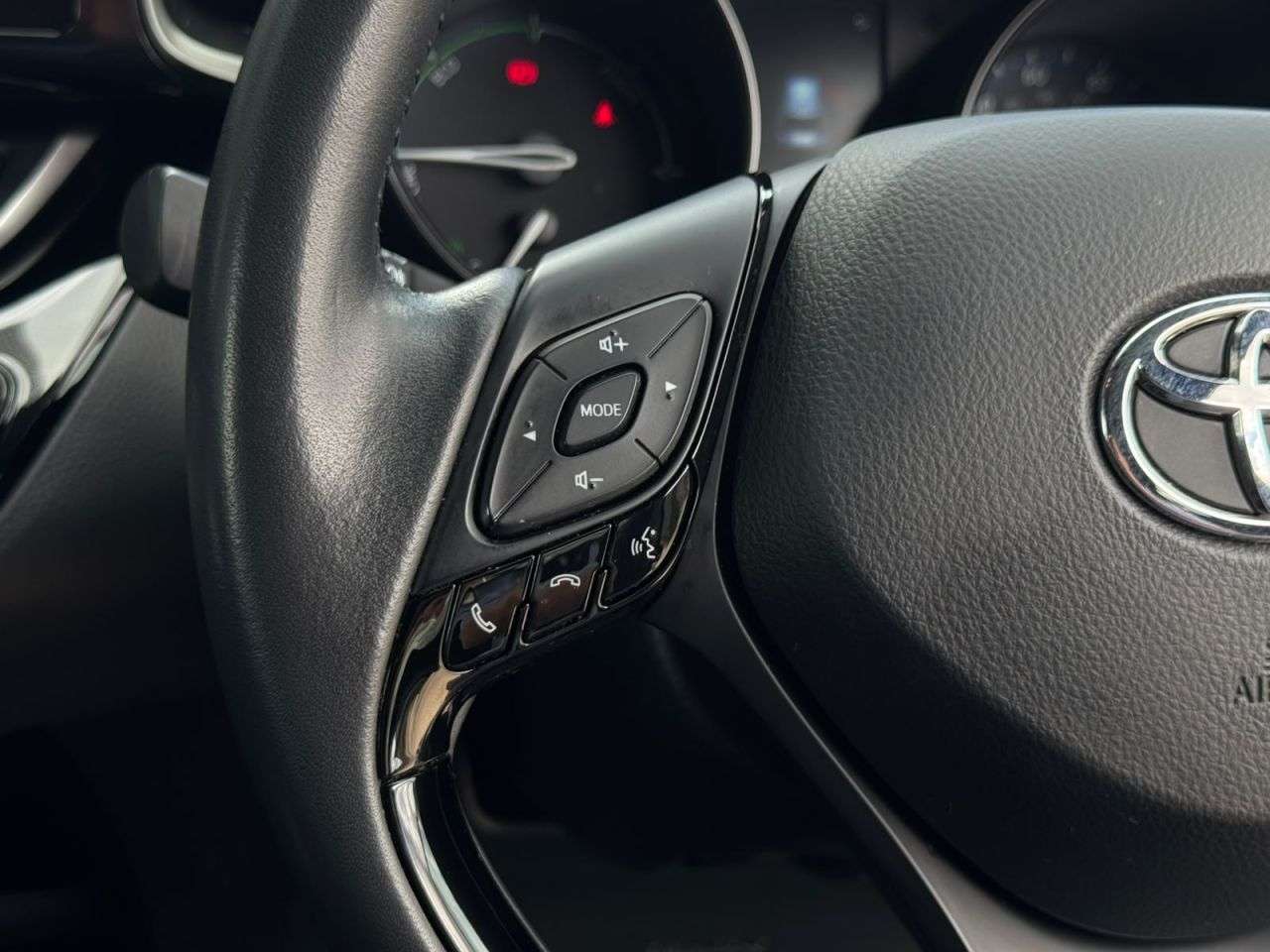 2023 TOYOTA C-HR 2023 TOYOTA C-HR