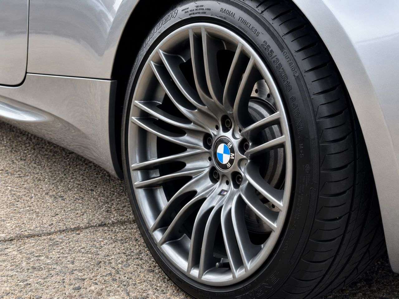 2012 BMW M3 2012 BMW M3