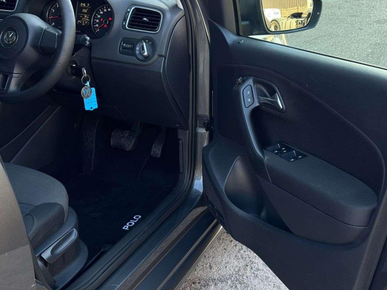 2011 VOLKSWAGEN POLO 2011 VOLKSWAGEN POLO