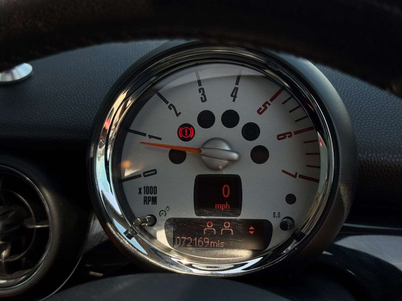 2012 MINI HATCH 2012 MINI HATCH