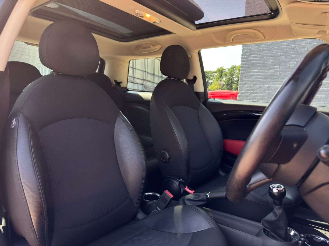 A 2012 MINI HATCH 2.0 Cooper SD Hatchback 3dr Diesel Manual Euro 5 (s/s) (143 ps) FINANCE+WAR A 2012 MINI HATCH 2.0 Cooper SD Hatchback 3dr Diesel Manual Euro 5 (s/s) (143 ps) FINANCE+WAR