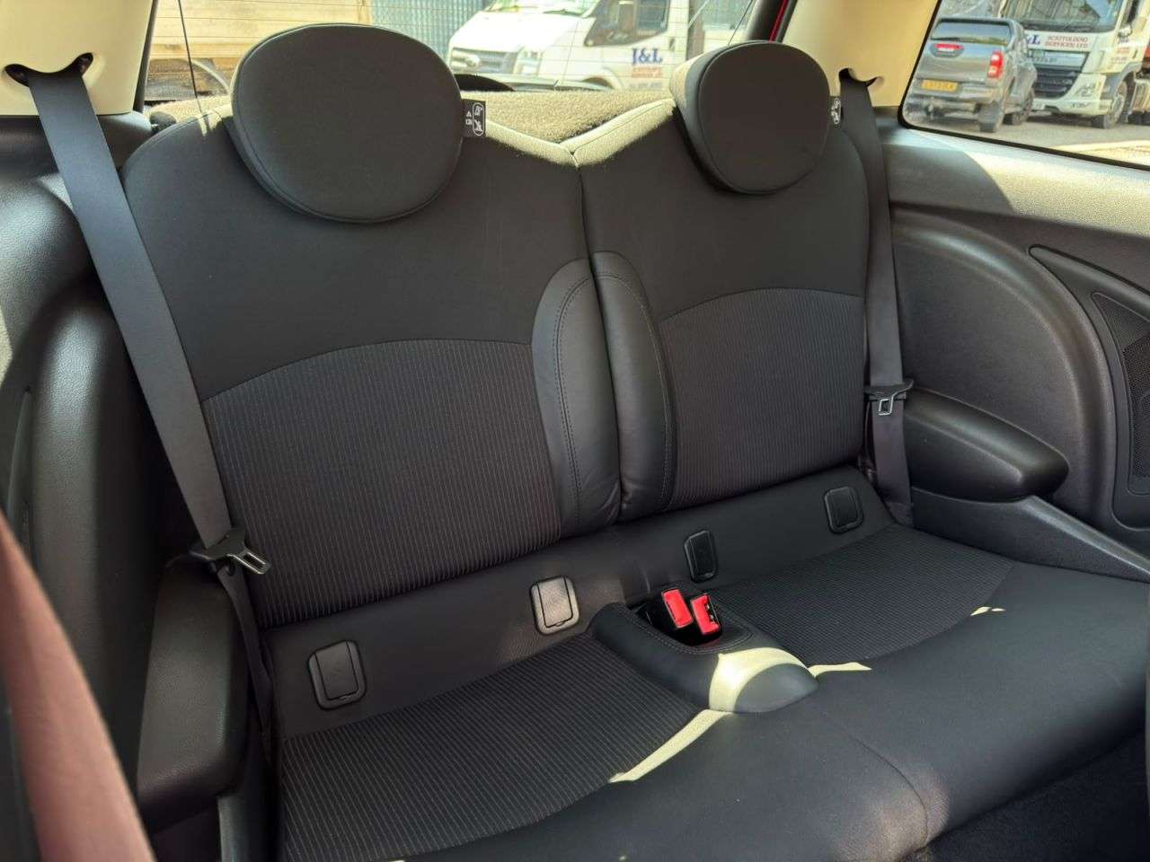 2012 MINI HATCH 2012 MINI HATCH