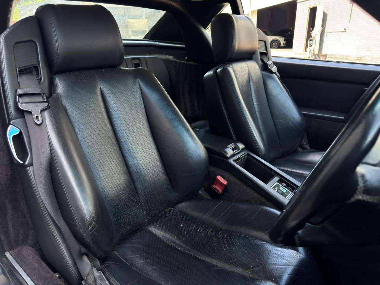 A 1993 MERCEDES-BENZ SL 3.0L 2d AUTO 190 BHP FINANCE+WARRANTY+SERVICE A 1993 MERCEDES-BENZ SL 3.0L 2d AUTO 190 BHP FINANCE+WARRANTY+SERVICE