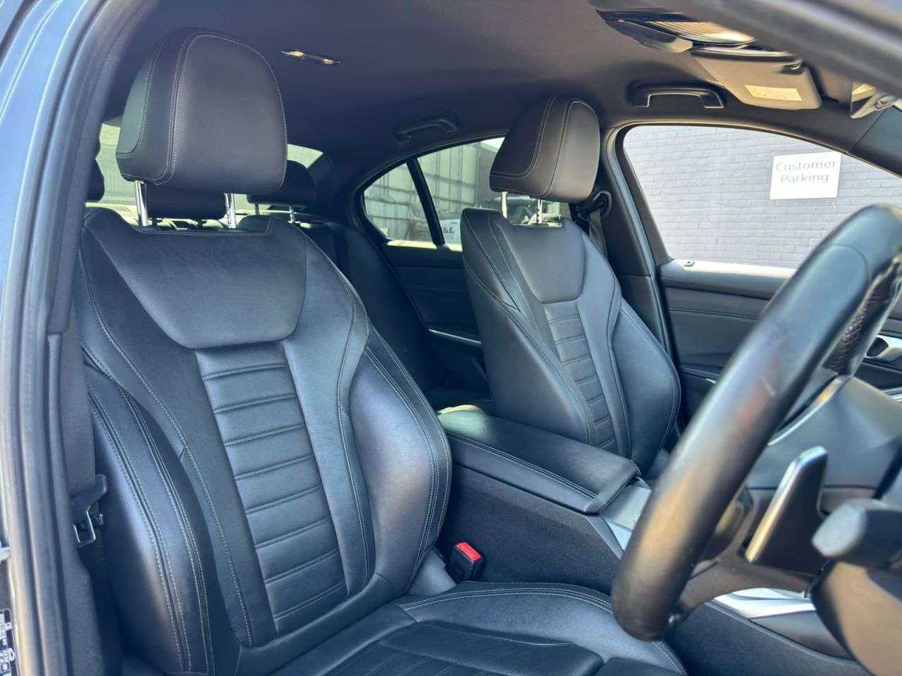 A 2020 BMW 3 SERIES 2.0 330e 12kWh M Sport Saloon 4dr Petrol Plug-in Hybrid Auto Euro 6 (s/s) ( A 2020 BMW 3 SERIES 2.0 330e 12kWh M Sport Saloon 4dr Petrol Plug-in Hybrid Auto Euro 6 (s/s) (