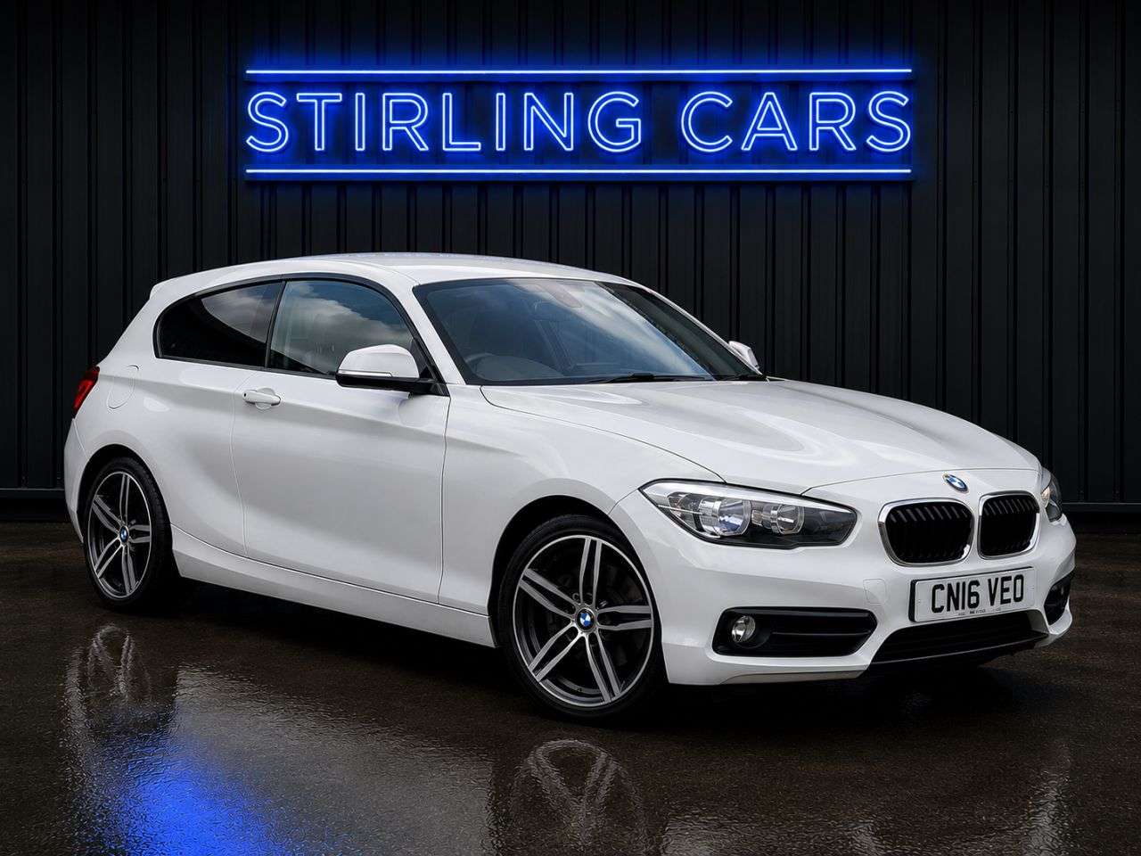 A 2016 BMW 1 SERIES 1.5 118i Sport Hatchback 3dr Petrol Manual Euro 6 (s/s) (136 ps) A 2016 BMW 1 SERIES 1.5 118i Sport Hatchback 3dr Petrol Manual Euro 6 (s/s) (136 ps)