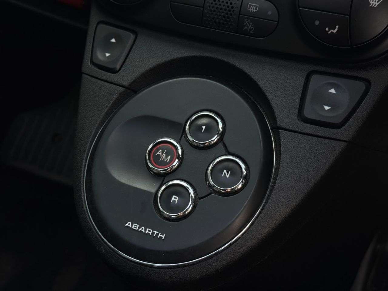 2016 ABARTH 595 2016 ABARTH 595