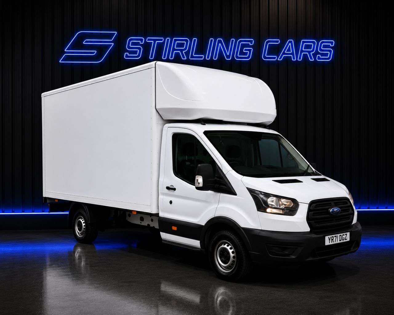 A 2021 FORD TRANSIT 2.0 350 EcoBlue HD Leader Chassis Cab 2dr Diesel Manual RWD L4 Euro 6 (s/s) A 2021 FORD TRANSIT 2.0 350 EcoBlue HD Leader Chassis Cab 2dr Diesel Manual RWD L4 Euro 6 (s/s)