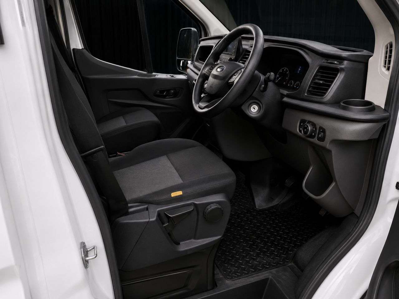 A 2021 FORD TRANSIT 2.0 350 EcoBlue HD Leader Chassis Cab 2dr Diesel Manual RWD L4 Euro 6 (s/s) A 2021 FORD TRANSIT 2.0 350 EcoBlue HD Leader Chassis Cab 2dr Diesel Manual RWD L4 Euro 6 (s/s)