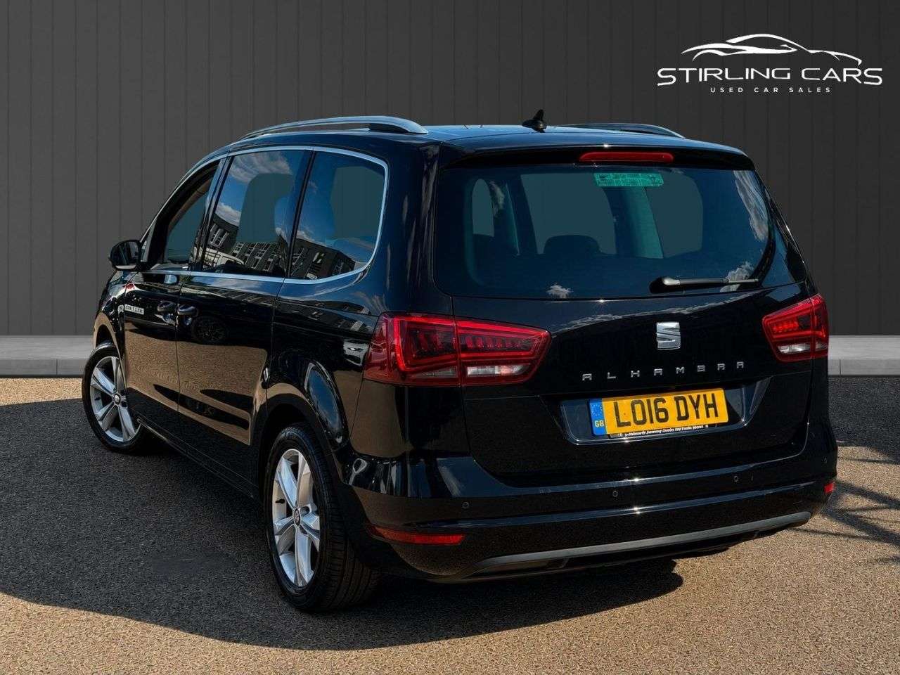 A 2016 SEAT ALHAMBRA 2.0 TDI SE Lux MPV 5dr Diesel Manual Euro 6 (s/s) (150 ps) FINANCE+WARRANTY A 2016 SEAT ALHAMBRA 2.0 TDI SE Lux MPV 5dr Diesel Manual Euro 6 (s/s) (150 ps) FINANCE+WARRANTY
