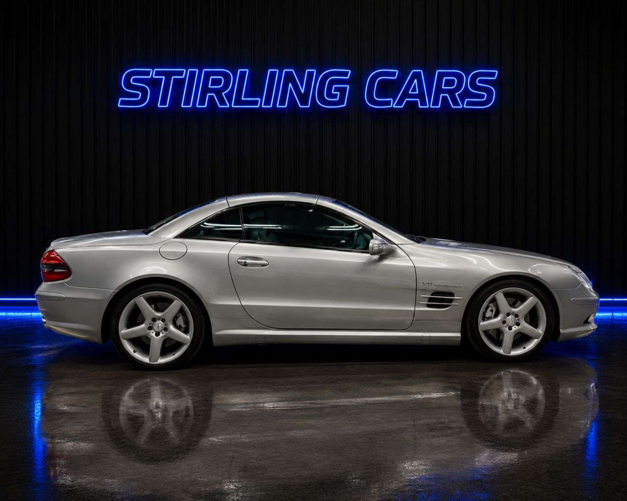 A 2006 MERCEDES-BENZ SL 5.4 SL55 AMG Convertible 2dr Petrol Automatic (324 g/km, 517 bhp) FINANCE+W A 2006 MERCEDES-BENZ SL 5.4 SL55 AMG Convertible 2dr Petrol Automatic (324 g/km, 517 bhp) FINANCE+W
