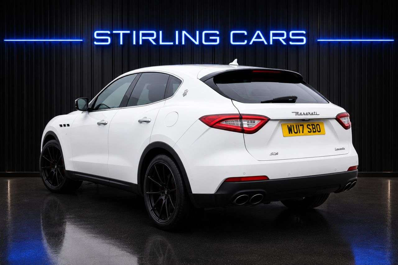A 2017 MASERATI LEVANTE 3.0D V6 SUV 5dr Diesel ZF 4WD Euro 6 (s/s) (275 ps) A 2017 MASERATI LEVANTE 3.0D V6 SUV 5dr Diesel ZF 4WD Euro 6 (s/s) (275 ps)