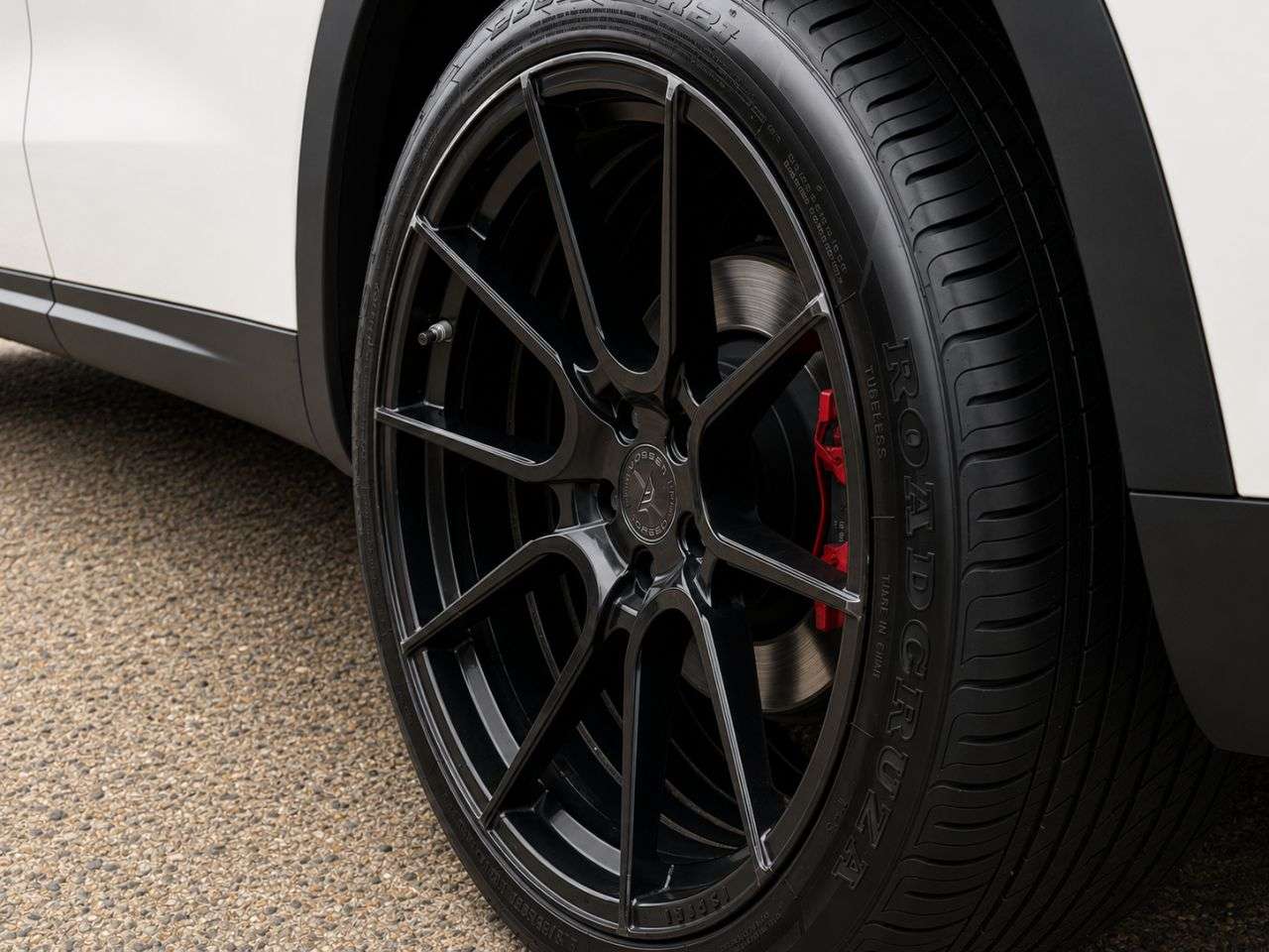 2017 MASERATI LEVANTE 2017 MASERATI LEVANTE