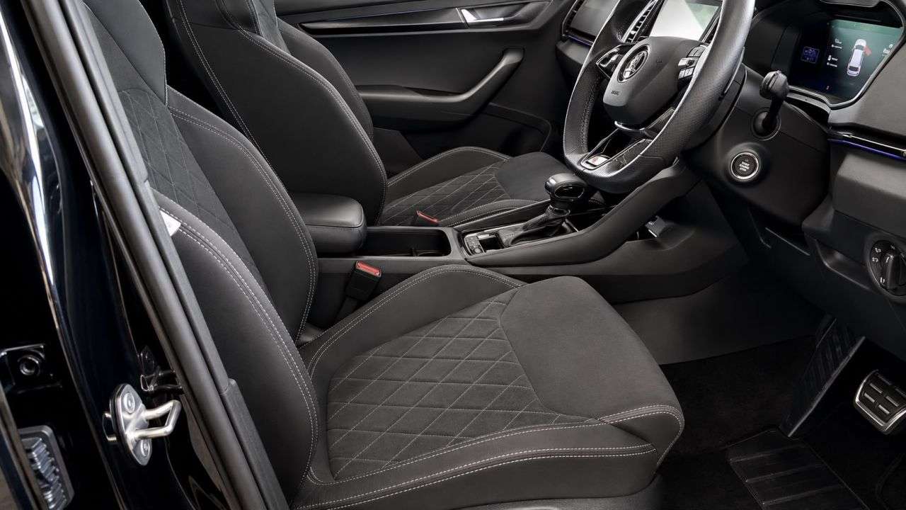 2023 SKODA KAROQ 2023 SKODA KAROQ