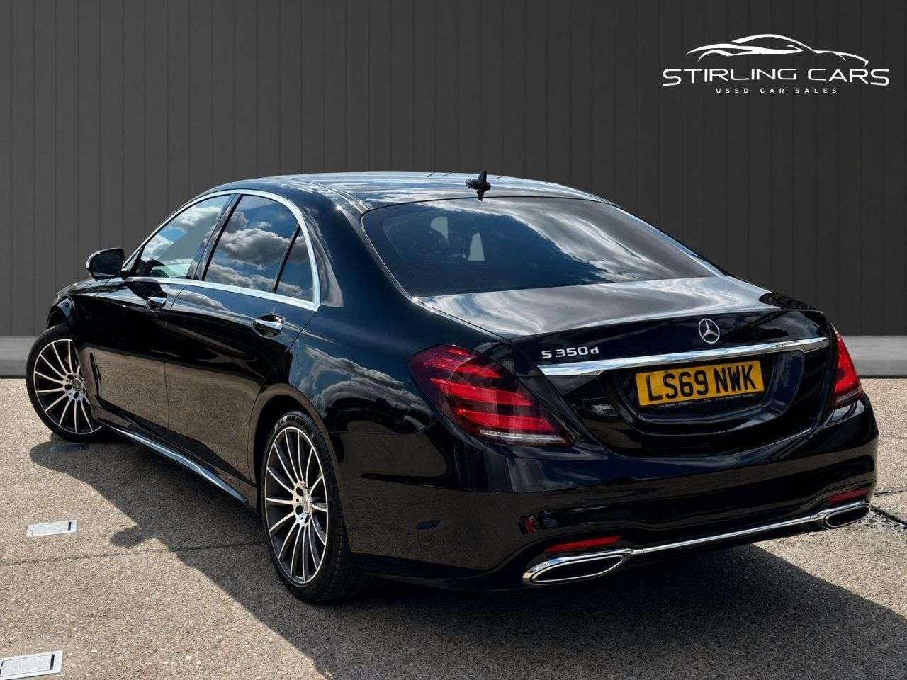 A 2019 MERCEDES-BENZ S CLASS 2.9 S350Ld AMG Line (Executive) Saloon 4dr Diesel G-Tronic+ Euro 6 (s/s) (2 A 2019 MERCEDES-BENZ S CLASS 2.9 S350Ld AMG Line (Executive) Saloon 4dr Diesel G-Tronic+ Euro 6 (s/s) (2