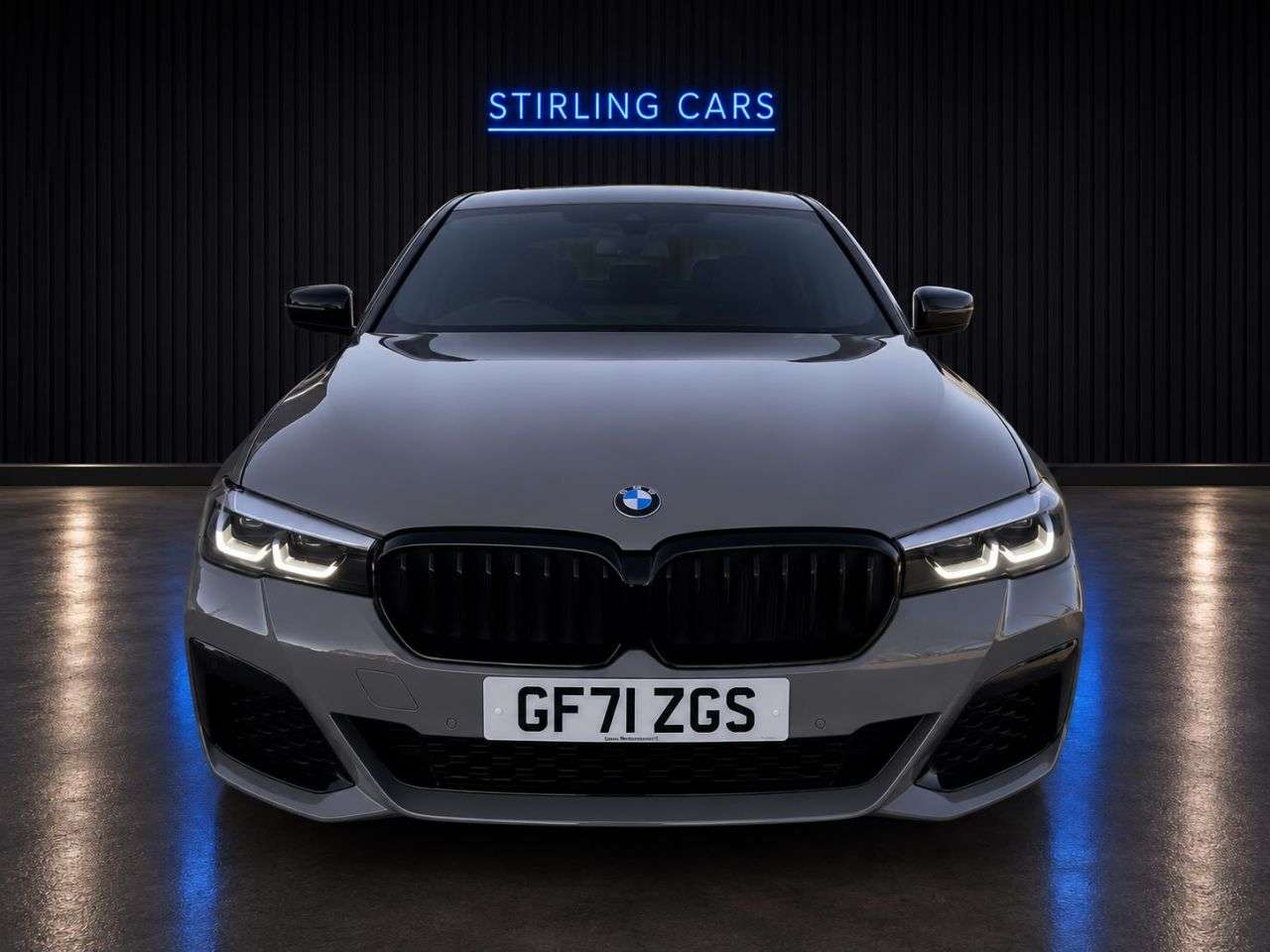 A 2021 BMW 5 SERIES 2.0 520d MHT M Sport Saloon 4dr Diesel Hybrid Steptronic Euro 6 (s/s) (190 A 2021 BMW 5 SERIES 2.0 520d MHT M Sport Saloon 4dr Diesel Hybrid Steptronic Euro 6 (s/s) (190