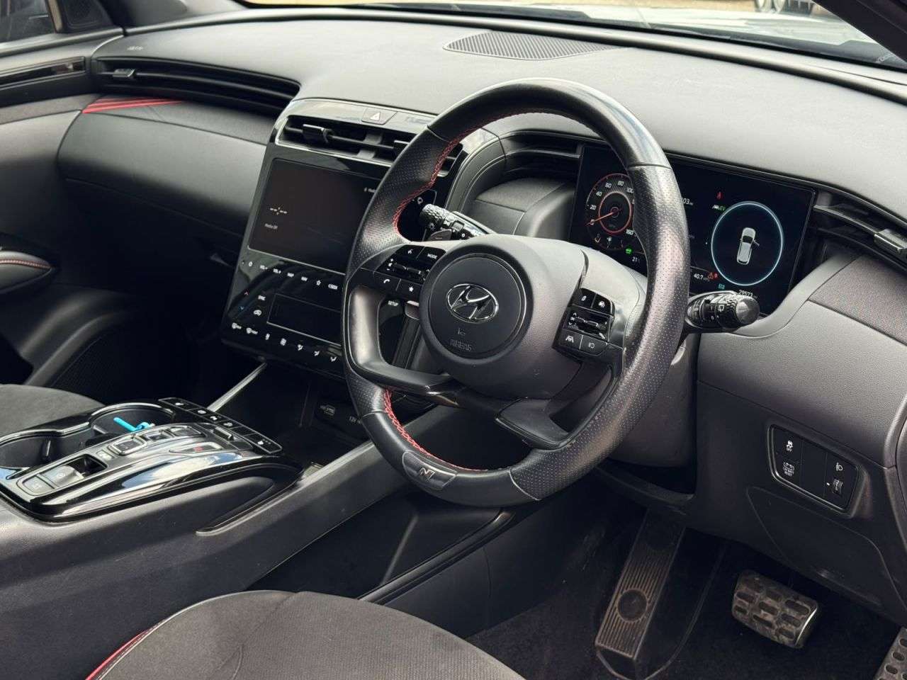 A 2023 HYUNDAI TUCSON 1.6 h T-GDi N Line SUV 5dr Petrol Hybrid Auto Euro 6 (s/s) (230 ps) A 2023 HYUNDAI TUCSON 1.6 h T-GDi N Line SUV 5dr Petrol Hybrid Auto Euro 6 (s/s) (230 ps)