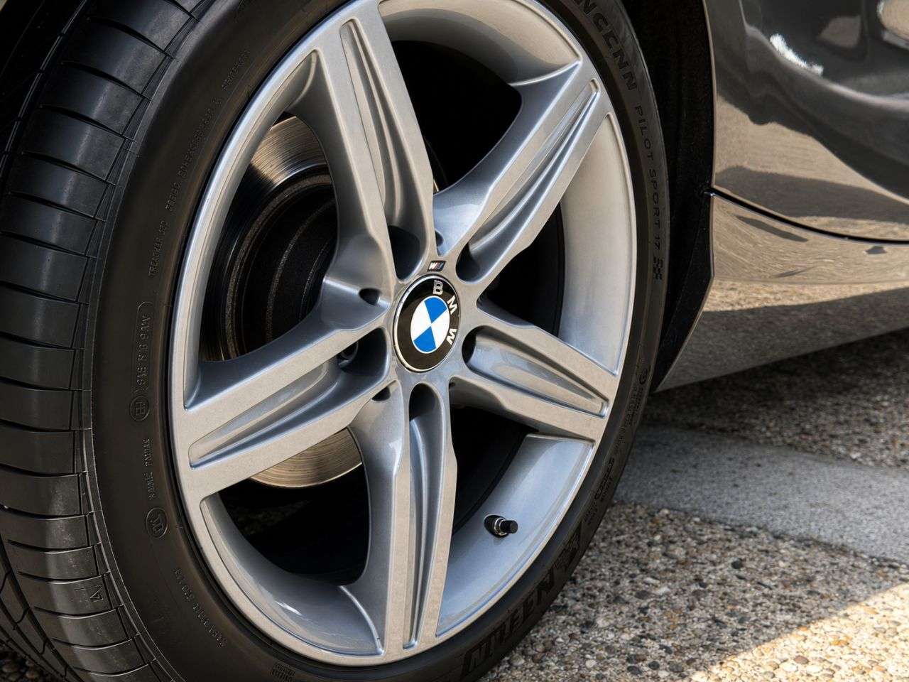 2017 BMW 1 SERIES 2017 BMW 1 SERIES