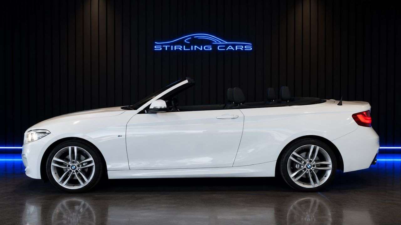 A 2016 BMW 2 SERIES 1.5 218i M Sport Convertible 2dr Petrol Manual Euro 6 (s/s) (136 ps) A 2016 BMW 2 SERIES 1.5 218i M Sport Convertible 2dr Petrol Manual Euro 6 (s/s) (136 ps)