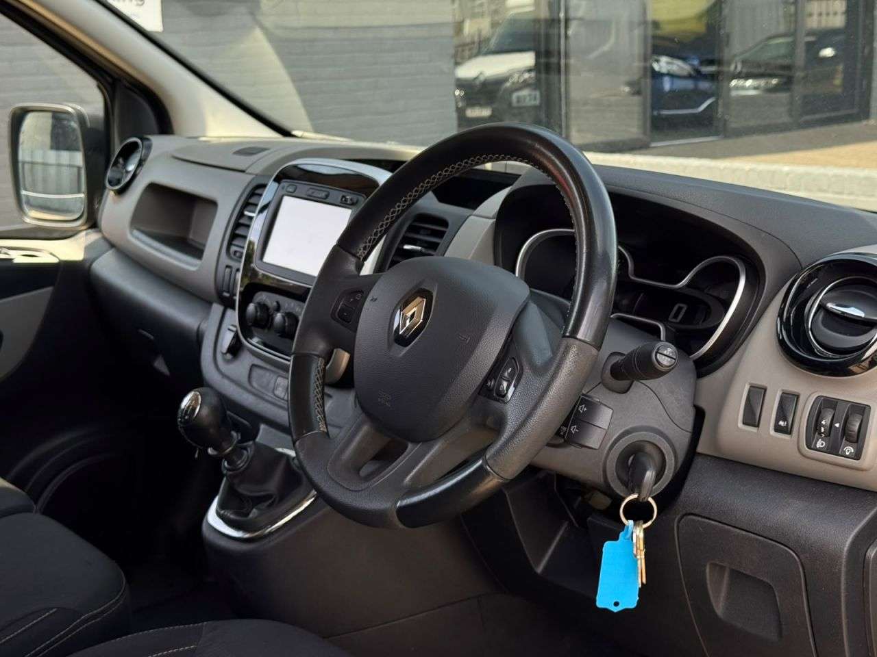 A 2019 RENAULT TRAFIC 1.6 dCi ENERGY 27 Sport Nav Panel Van 5dr Diesel Manual SWB Standard Roof E A 2019 RENAULT TRAFIC 1.6 dCi ENERGY 27 Sport Nav Panel Van 5dr Diesel Manual SWB Standard Roof E