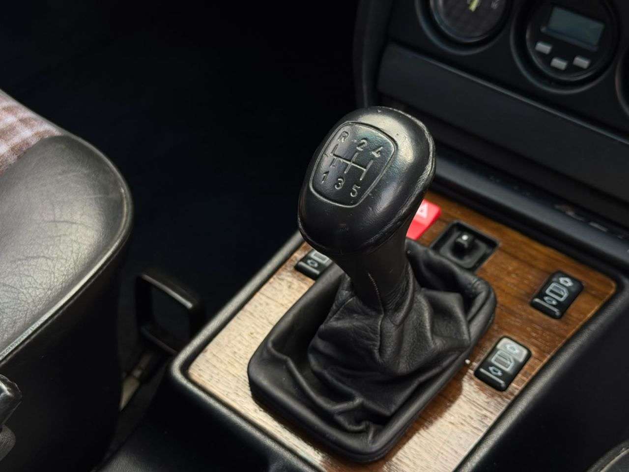 1989 MERCEDES-BENZ 190 1989 MERCEDES-BENZ 190