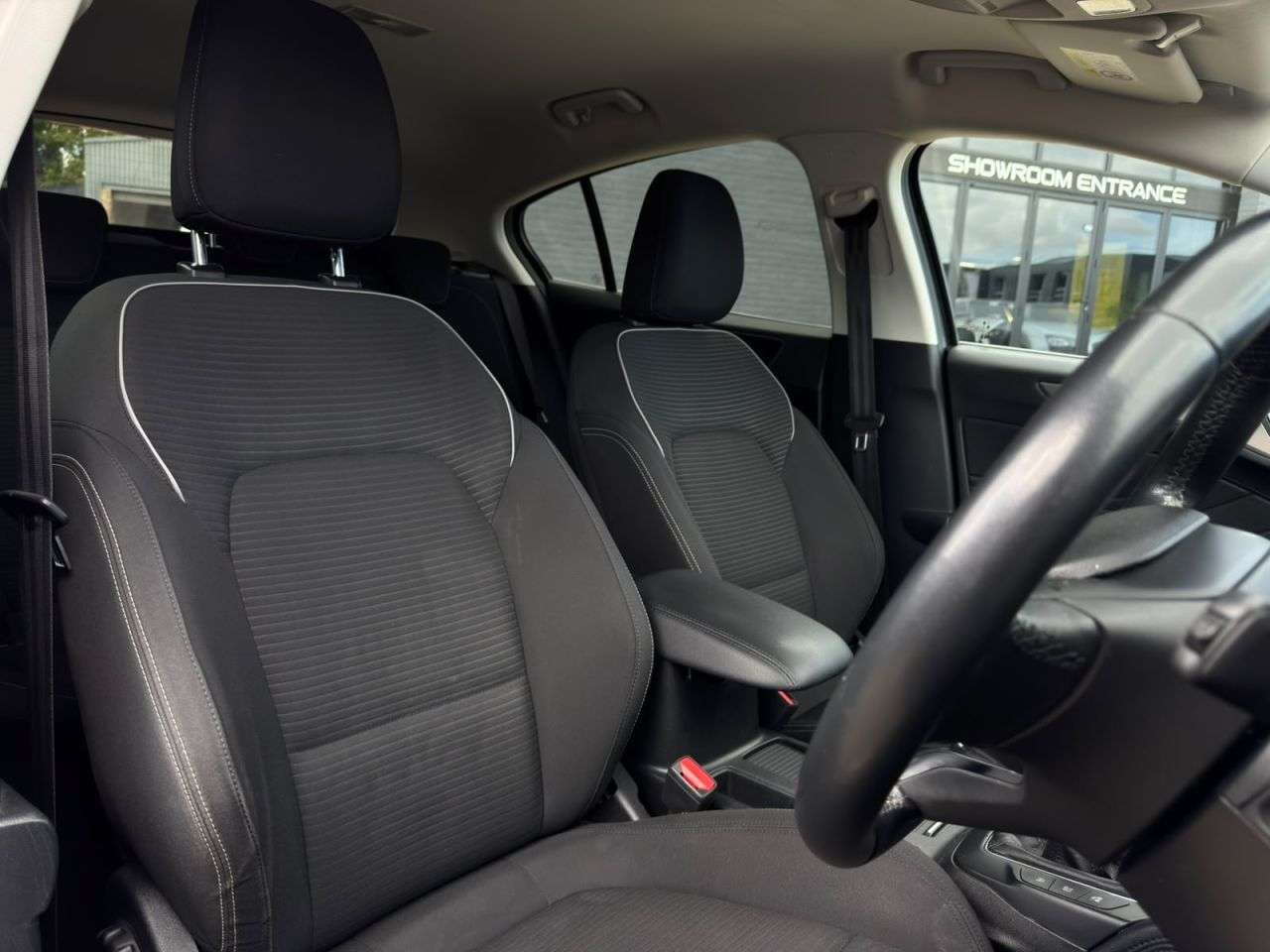 A 2020 FORD FOCUS 1.5 EcoBlue Titanium Hatchback 5dr Diesel Manual Euro 6 (s/s) (120 ps) FINA A 2020 FORD FOCUS 1.5 EcoBlue Titanium Hatchback 5dr Diesel Manual Euro 6 (s/s) (120 ps) FINA