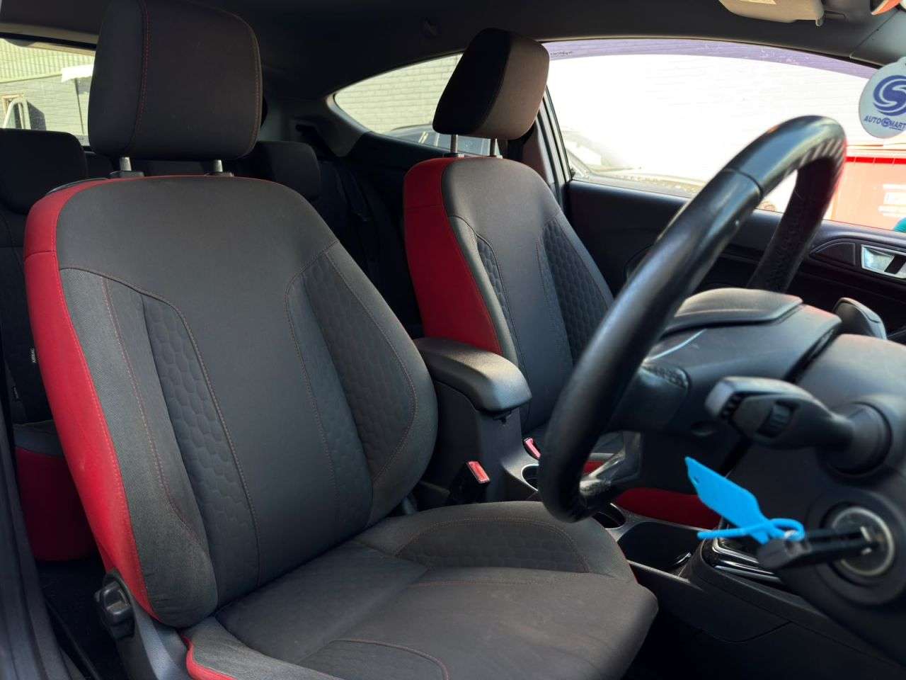 A 2014 FORD FIESTA 1.0T EcoBoost Zetec S Hatchback 3dr Petrol Manual Euro 5 (s/s) (125 ps) A 2014 FORD FIESTA 1.0T EcoBoost Zetec S Hatchback 3dr Petrol Manual Euro 5 (s/s) (125 ps)