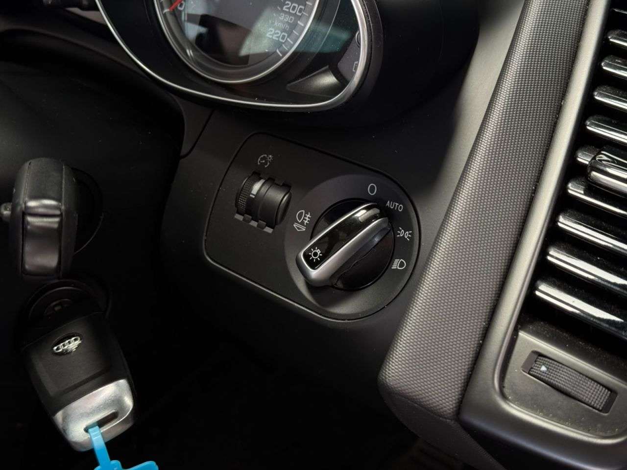 2014 AUDI R8 2014 AUDI R8