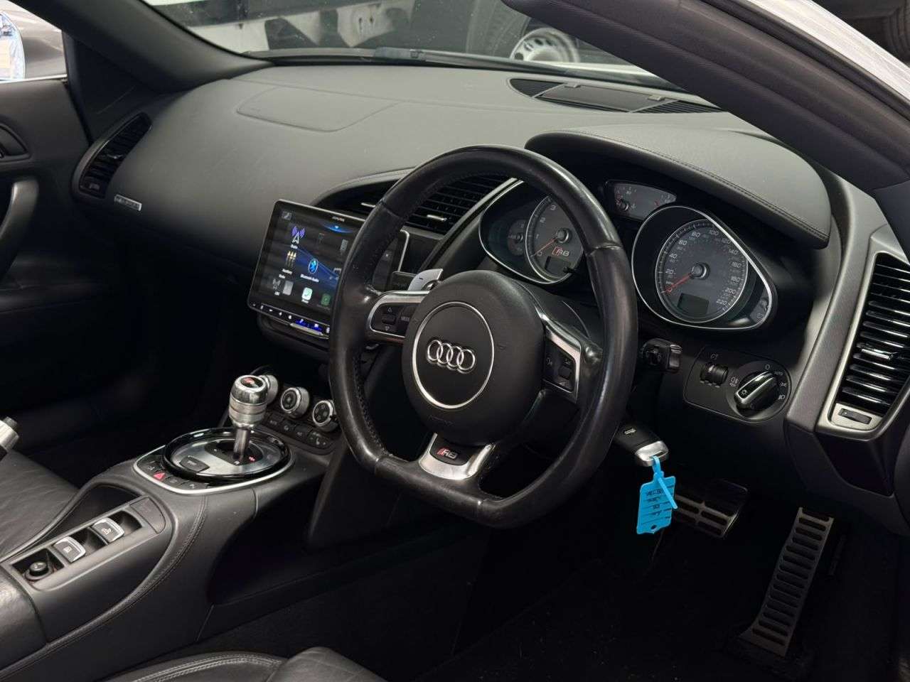A 2014 AUDI R8 4.2 FSI V8 Spyder 2dr Petrol S Tronic quattro Euro 5 (430 ps) FINANCE+WARRA A 2014 AUDI R8 4.2 FSI V8 Spyder 2dr Petrol S Tronic quattro Euro 5 (430 ps) FINANCE+WARRA