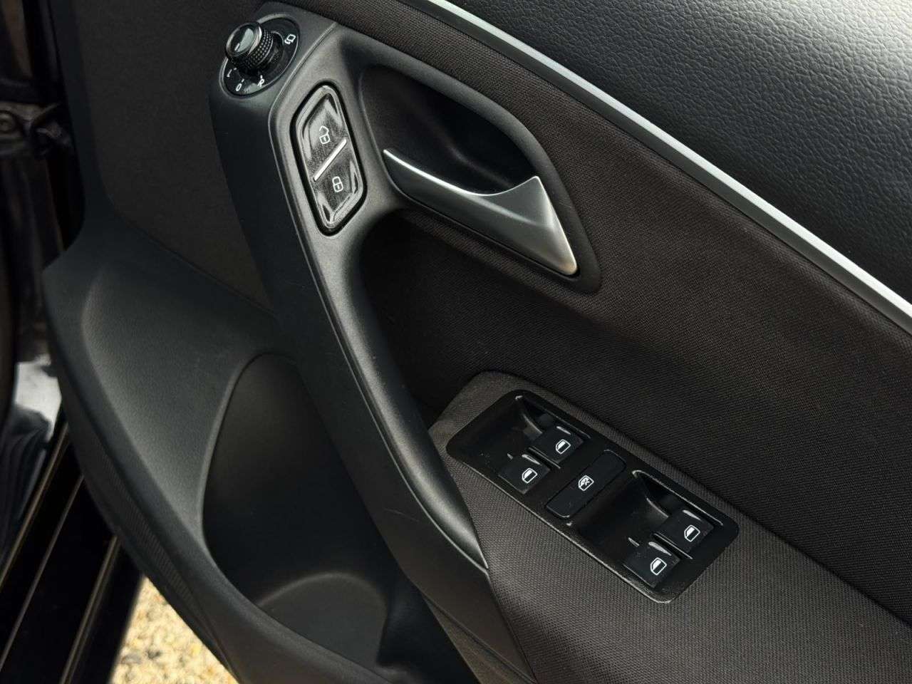 2017 VOLKSWAGEN POLO 2017 VOLKSWAGEN POLO
