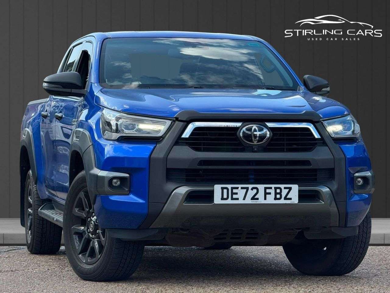 A 2022 TOYOTA HI-LUX 2.8 D-4D Invincible X Pickup Double Cab 4dr Diesel Auto 4WD Euro 6 (s/s) (2 A 2022 TOYOTA HI-LUX 2.8 D-4D Invincible X Pickup Double Cab 4dr Diesel Auto 4WD Euro 6 (s/s) (2