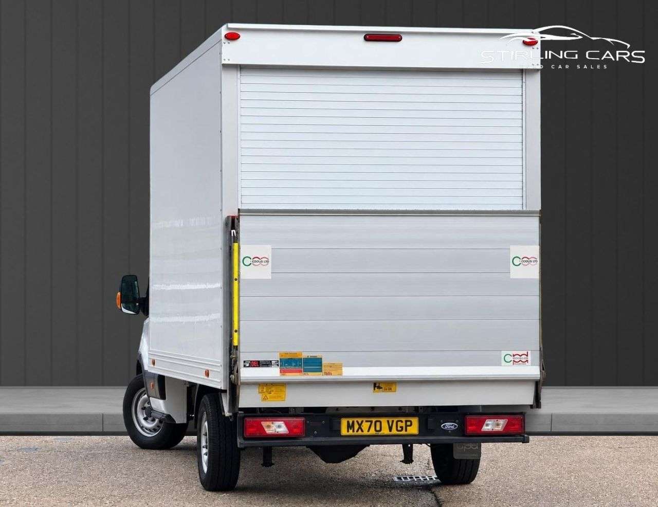 A 2020 FORD TRANSIT 2.0 350 EcoBlue Chassis Cab 2dr Diesel Manual RWD L4 H1 Euro 6 (130 ps) FIN A 2020 FORD TRANSIT 2.0 350 EcoBlue Chassis Cab 2dr Diesel Manual RWD L4 H1 Euro 6 (130 ps) FIN