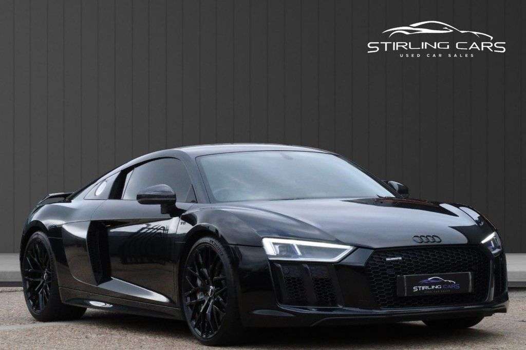 2017 AUDI R8 2017 AUDI R8