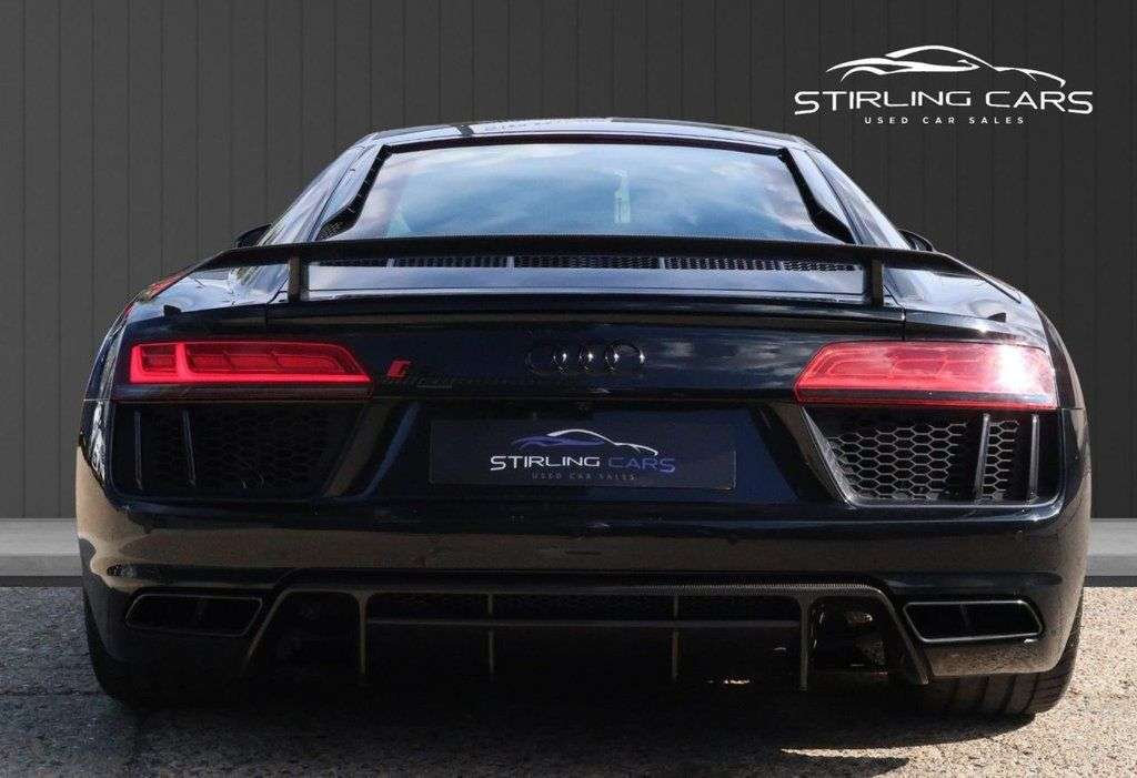 2017 AUDI R8 2017 AUDI R8