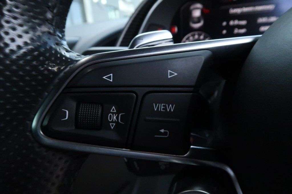 2017 AUDI R8 2017 AUDI R8