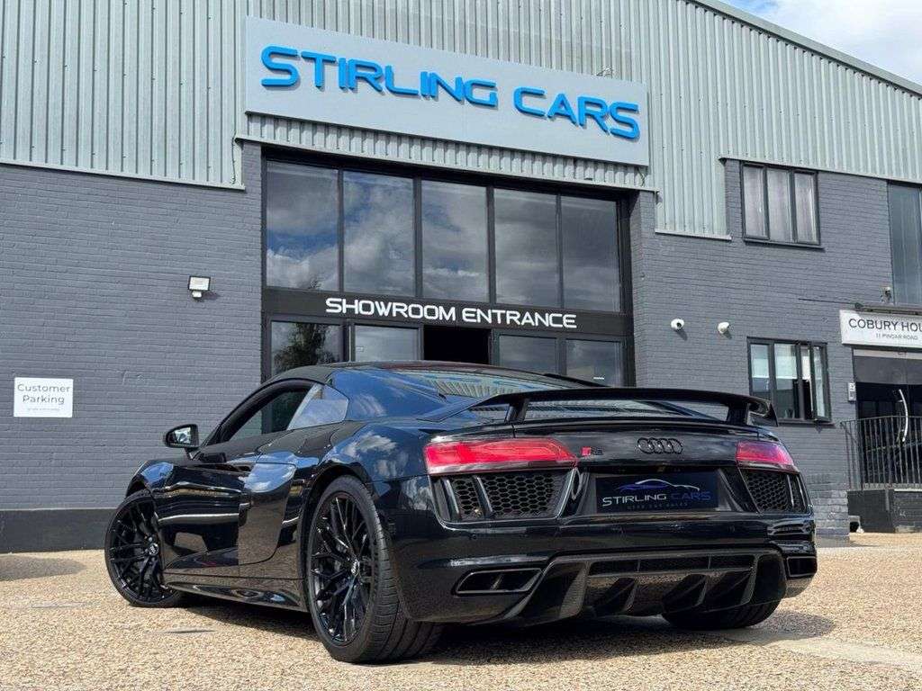 2017 AUDI R8 2017 AUDI R8
