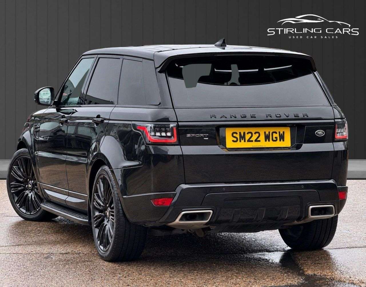 A 2022 LAND ROVER RANGE ROVER SPORT 3.0 D300 MHEV HSE Dynamic Black SUV 5dr Diesel Auto 4WD Euro 6 (s/s) (300 p A 2022 LAND ROVER RANGE ROVER SPORT 3.0 D300 MHEV HSE Dynamic Black SUV 5dr Diesel Auto 4WD Euro 6 (s/s) (300 p