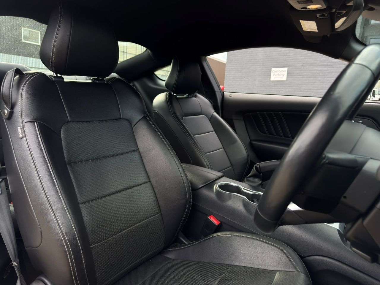 A 2022 FORD MUSTANG 5.0 V8 GT Fastback 2dr Petrol Manual Euro 6 (450 ps) FINANCE+WARRANTY+SERVI A 2022 FORD MUSTANG 5.0 V8 GT Fastback 2dr Petrol Manual Euro 6 (450 ps) FINANCE+WARRANTY+SERVI