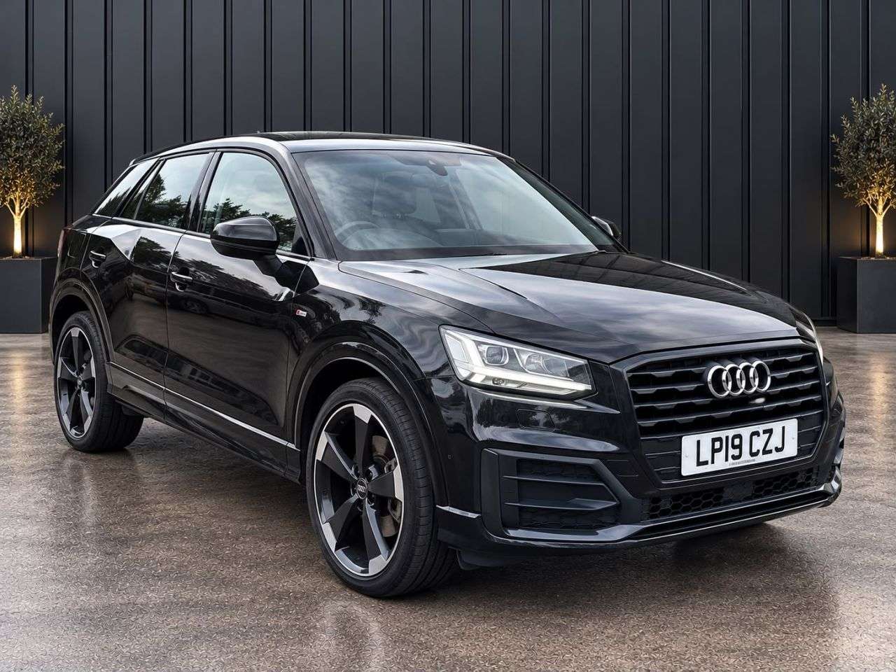 A 2019 AUDI Q2 1.5 TFSI CoD 35 Black Edition SUV 5dr Petrol S Tronic Euro 6 (s/s) (150 ps) A 2019 AUDI Q2 1.5 TFSI CoD 35 Black Edition SUV 5dr Petrol S Tronic Euro 6 (s/s) (150 ps)