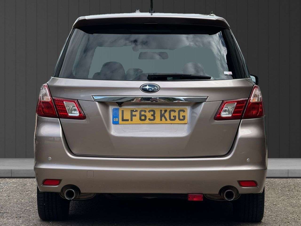 2013 SUBARU EXIGA 2013 SUBARU EXIGA