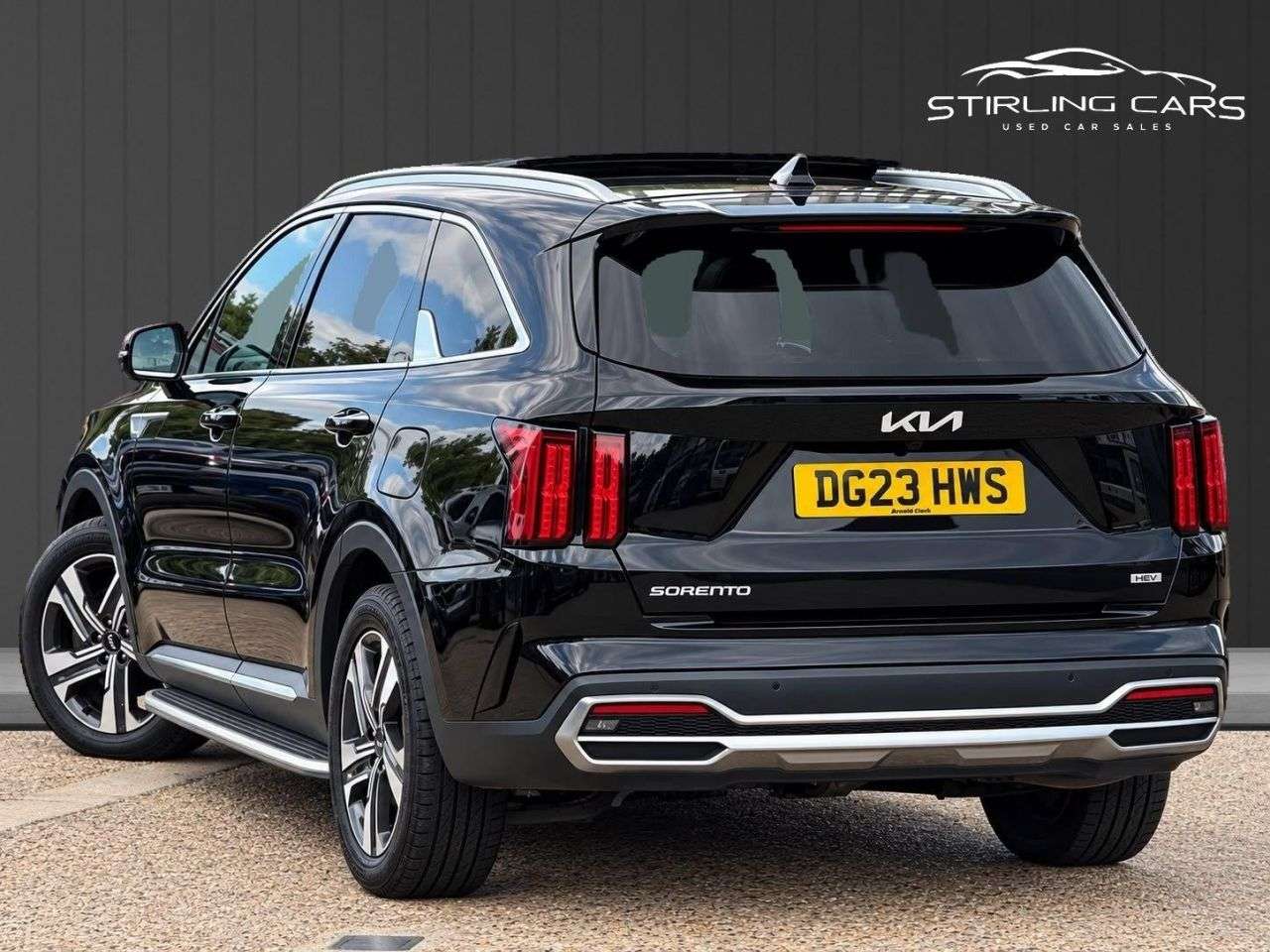 A 2023 KIA SORENTO 1.6 h T-GDi 4 SUV 5dr Petrol Hybrid Auto AWD Euro 6 (s/s) (226 bhp) FINANCE A 2023 KIA SORENTO 1.6 h T-GDi 4 SUV 5dr Petrol Hybrid Auto AWD Euro 6 (s/s) (226 bhp) FINANCE