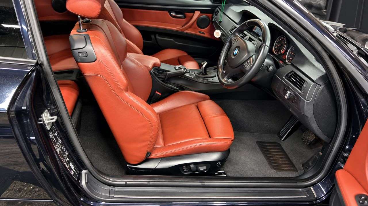 A 2012 BMW M3 4.0 iV8 Coupe 2dr Petrol DCT Euro 5 (420 ps) FINANCE+WARRANTY+SERVICE A 2012 BMW M3 4.0 iV8 Coupe 2dr Petrol DCT Euro 5 (420 ps) FINANCE+WARRANTY+SERVICE