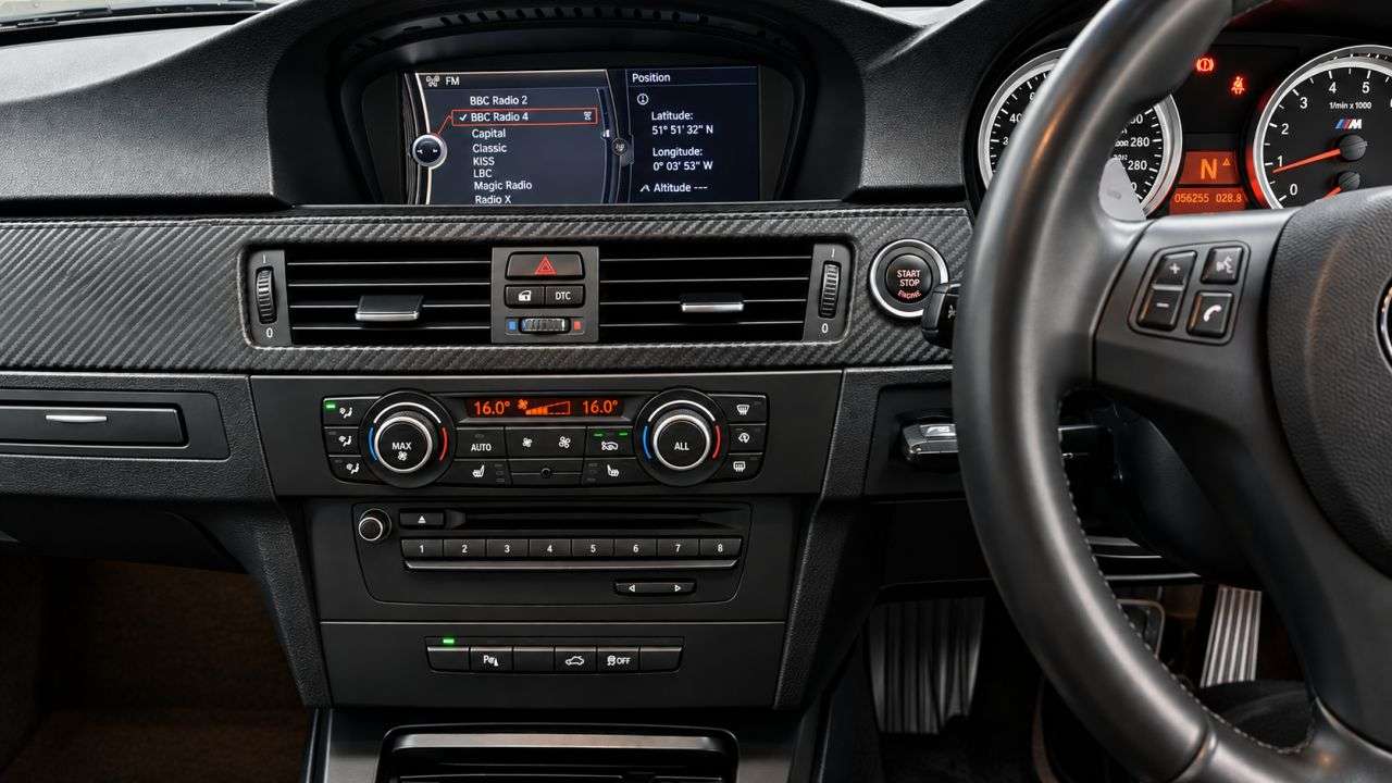 2012 BMW M3 2012 BMW M3