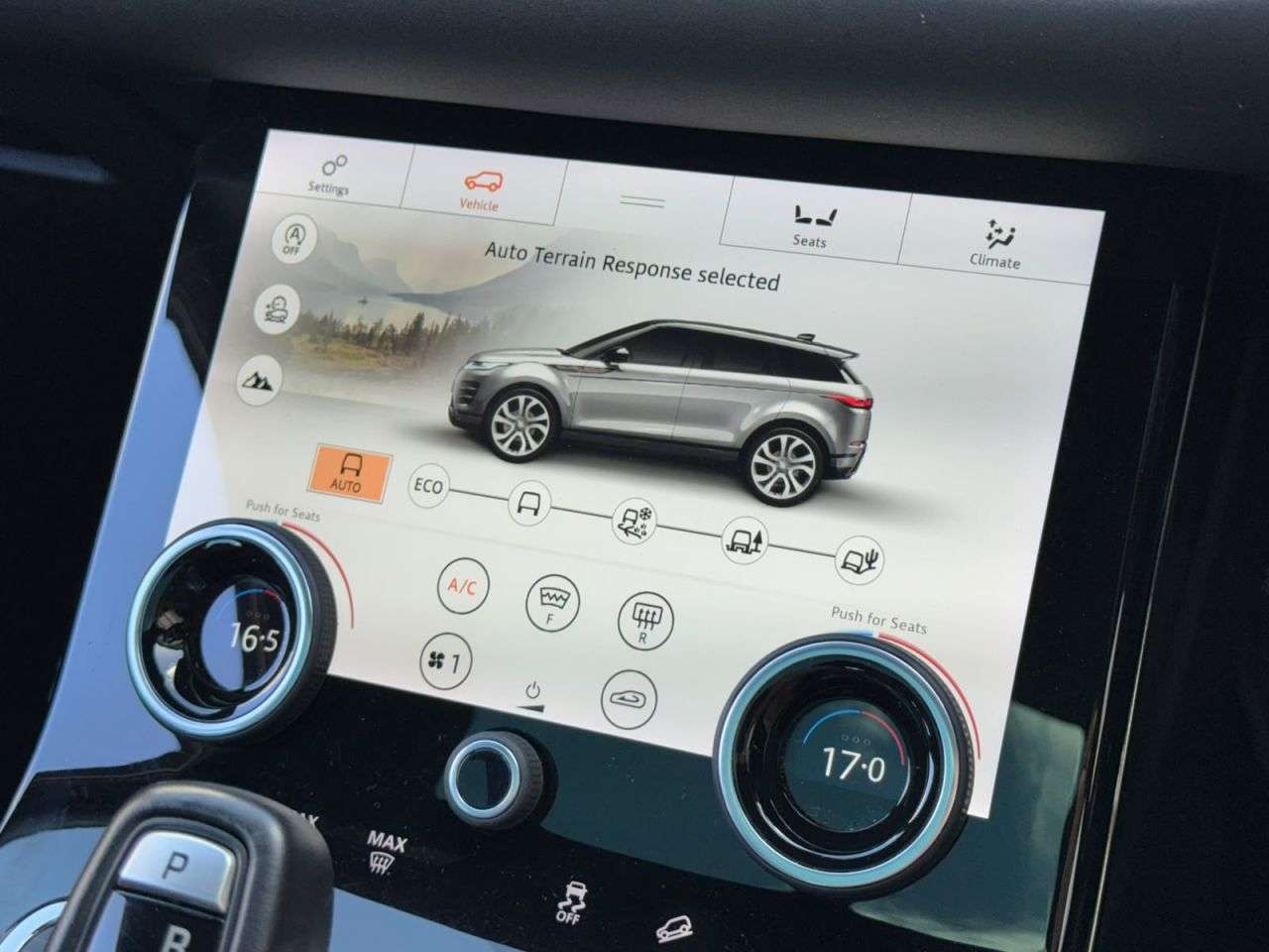 2020 LAND ROVER RANGE ROVER EVOQUE 2020 LAND ROVER RANGE ROVER EVOQUE