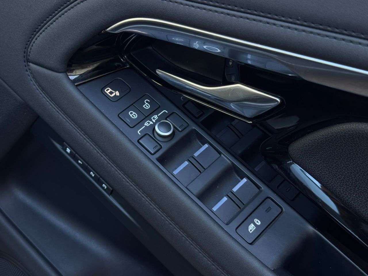 2020 LAND ROVER RANGE ROVER EVOQUE 2020 LAND ROVER RANGE ROVER EVOQUE