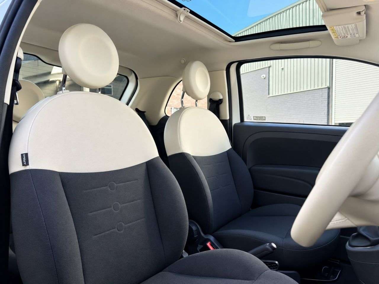 A 2014 FIAT 500 1.2 Lounge Hatchback 3dr Petrol Manual Euro 6 (s/s) (69 bhp) FINANCE+WARRAN A 2014 FIAT 500 1.2 Lounge Hatchback 3dr Petrol Manual Euro 6 (s/s) (69 bhp) FINANCE+WARRAN