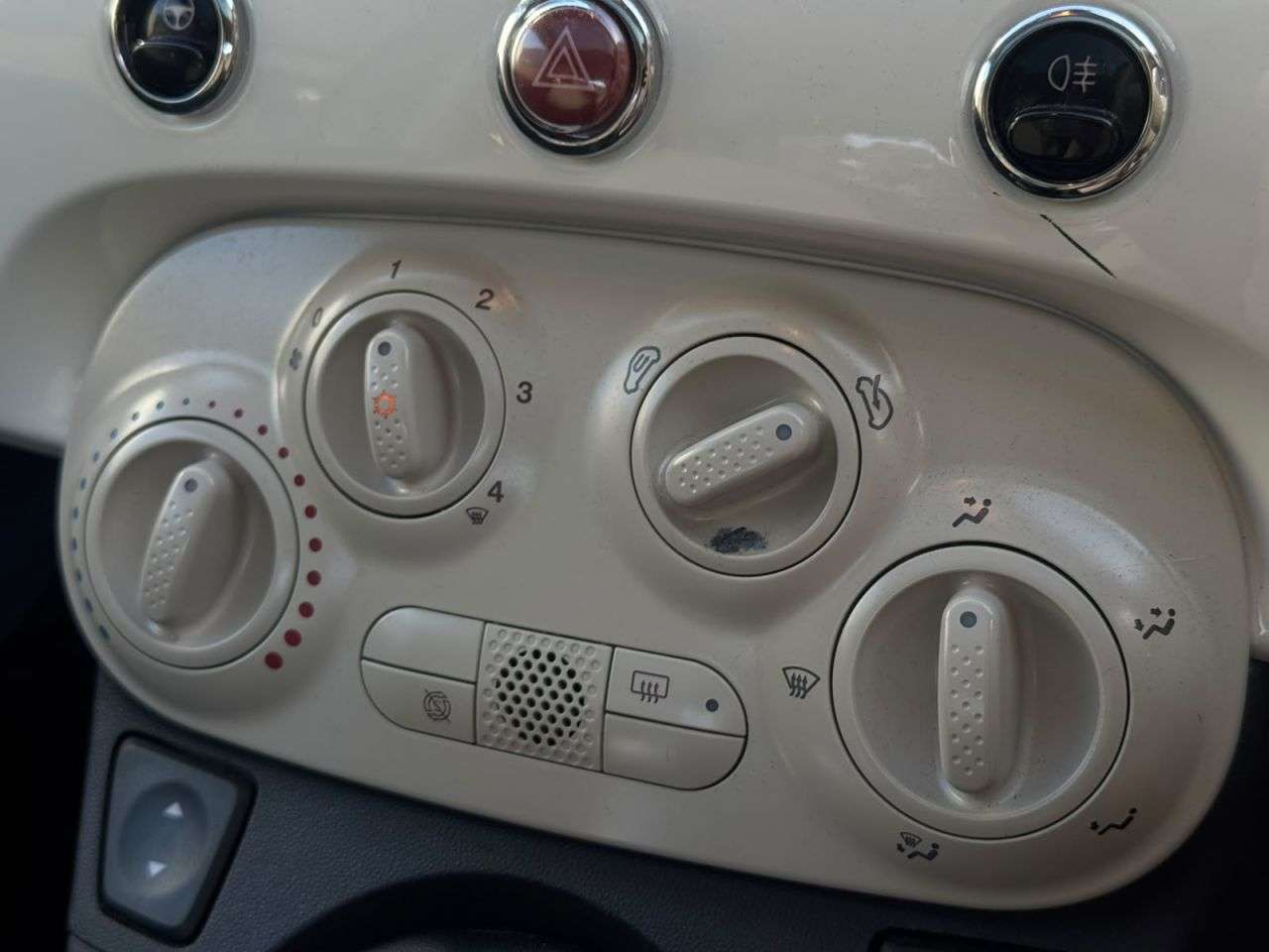 2014 FIAT 500 2014 FIAT 500